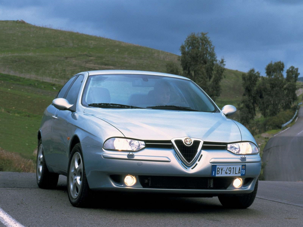 Alfa Romeo 156 (19972007) autó tanácsadó